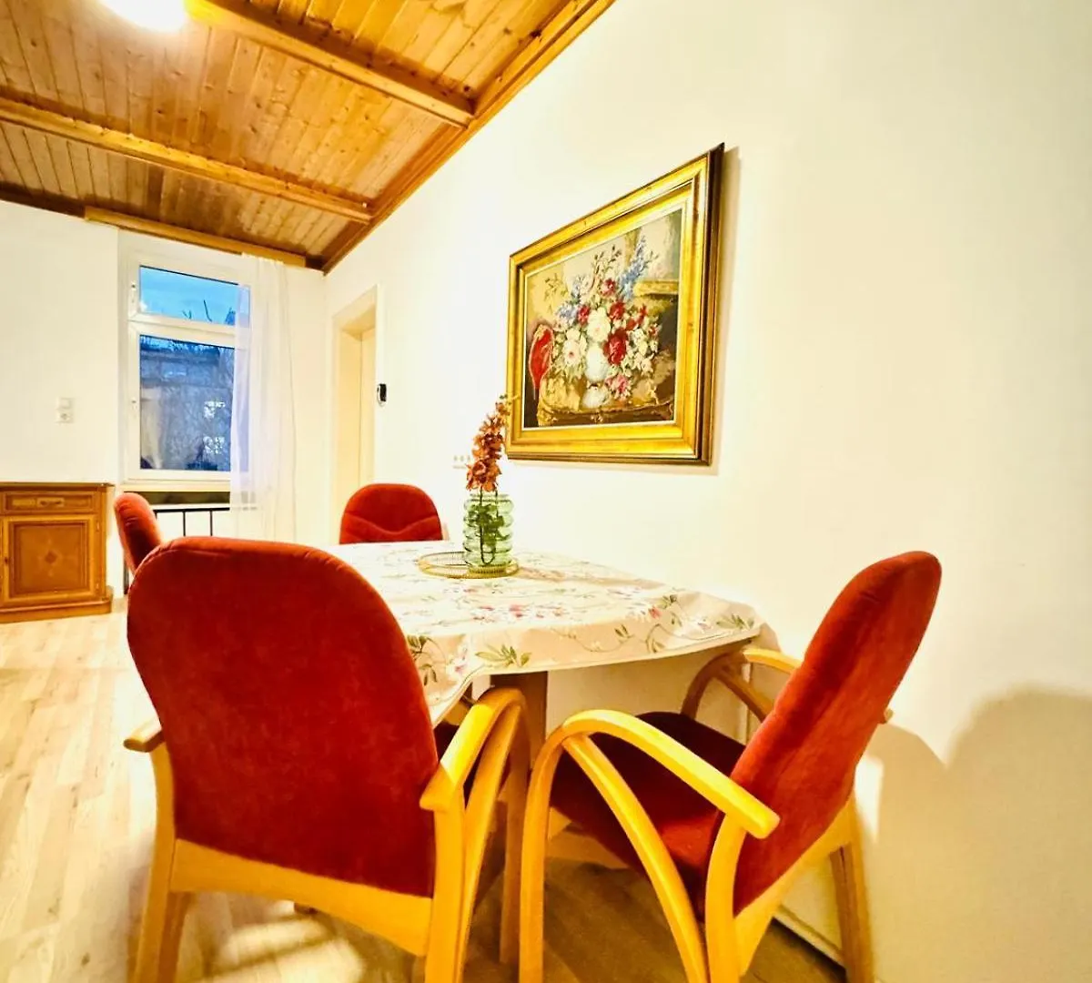 Amazing 4Br Shared Apartment 10 Minute Walk To Fac Platz Wiedeń Austria