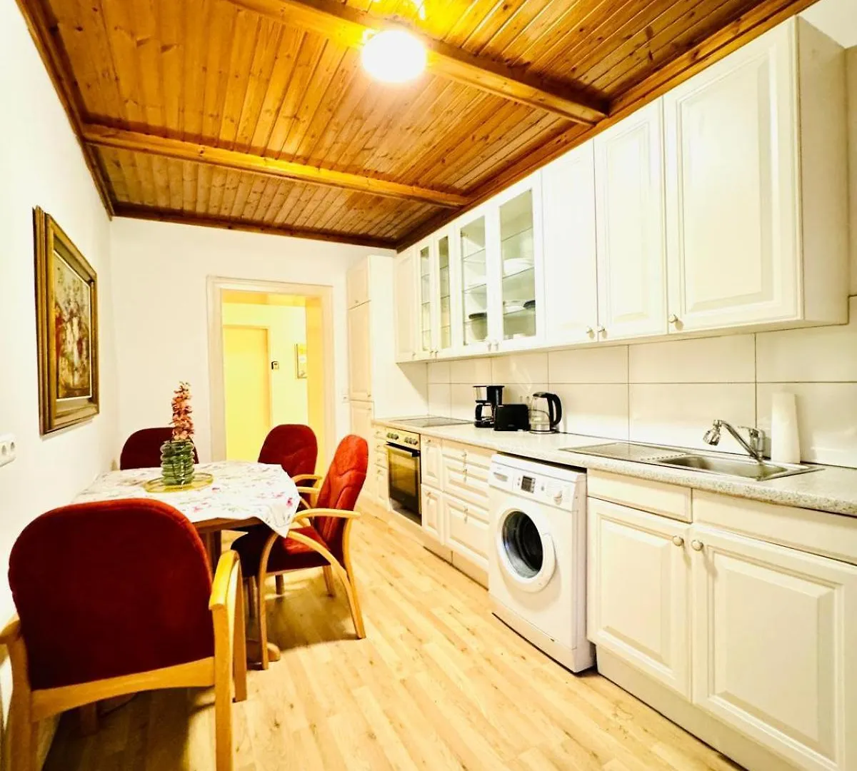 Amazing 4Br Shared Apartment 10 Minute Walk To Fac Platz Wiedeń 0*,