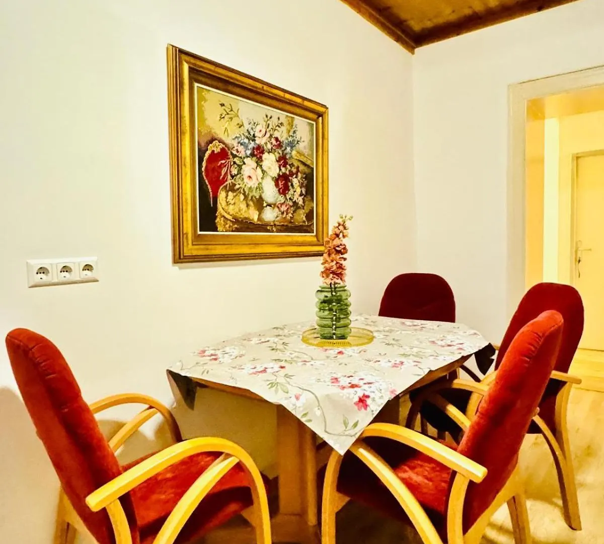 Amazing 4Br Shared Apartment 10 Minute Walk To Fac Platz Wiedeń