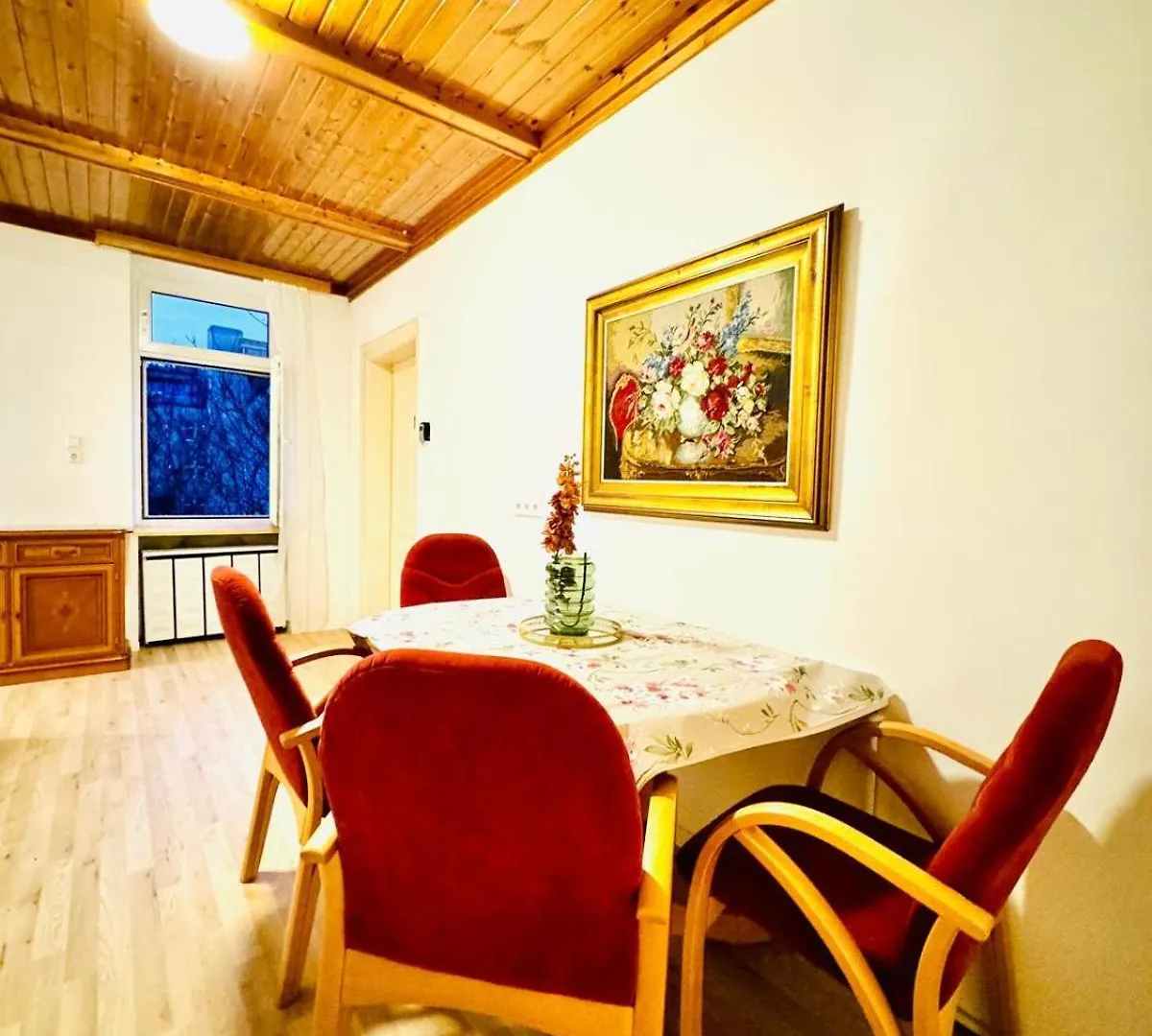 Amazing 4Br Shared Apartment 10 Minute Walk To Fac Platz Vienne