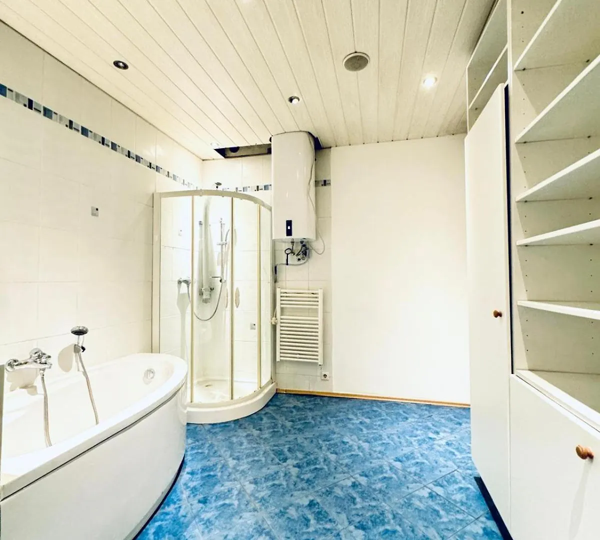 Amazing 4Br Shared Apartment 10 Minute Walk To Fac Platz Vienne