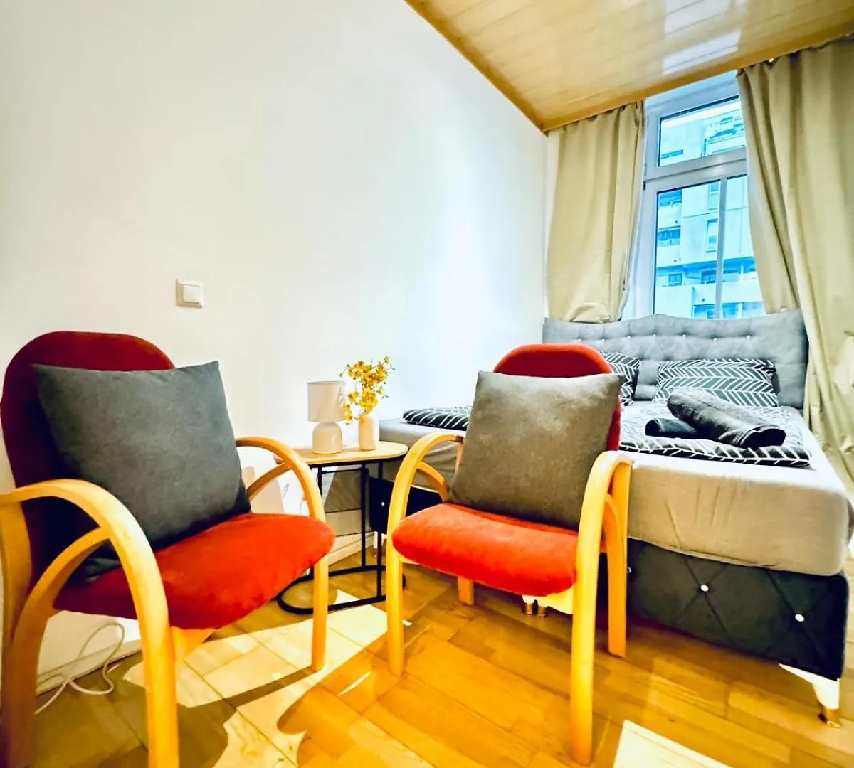 Amazing 4Br Shared Apartment 10 Minute Walk To Fac Platz Vienne