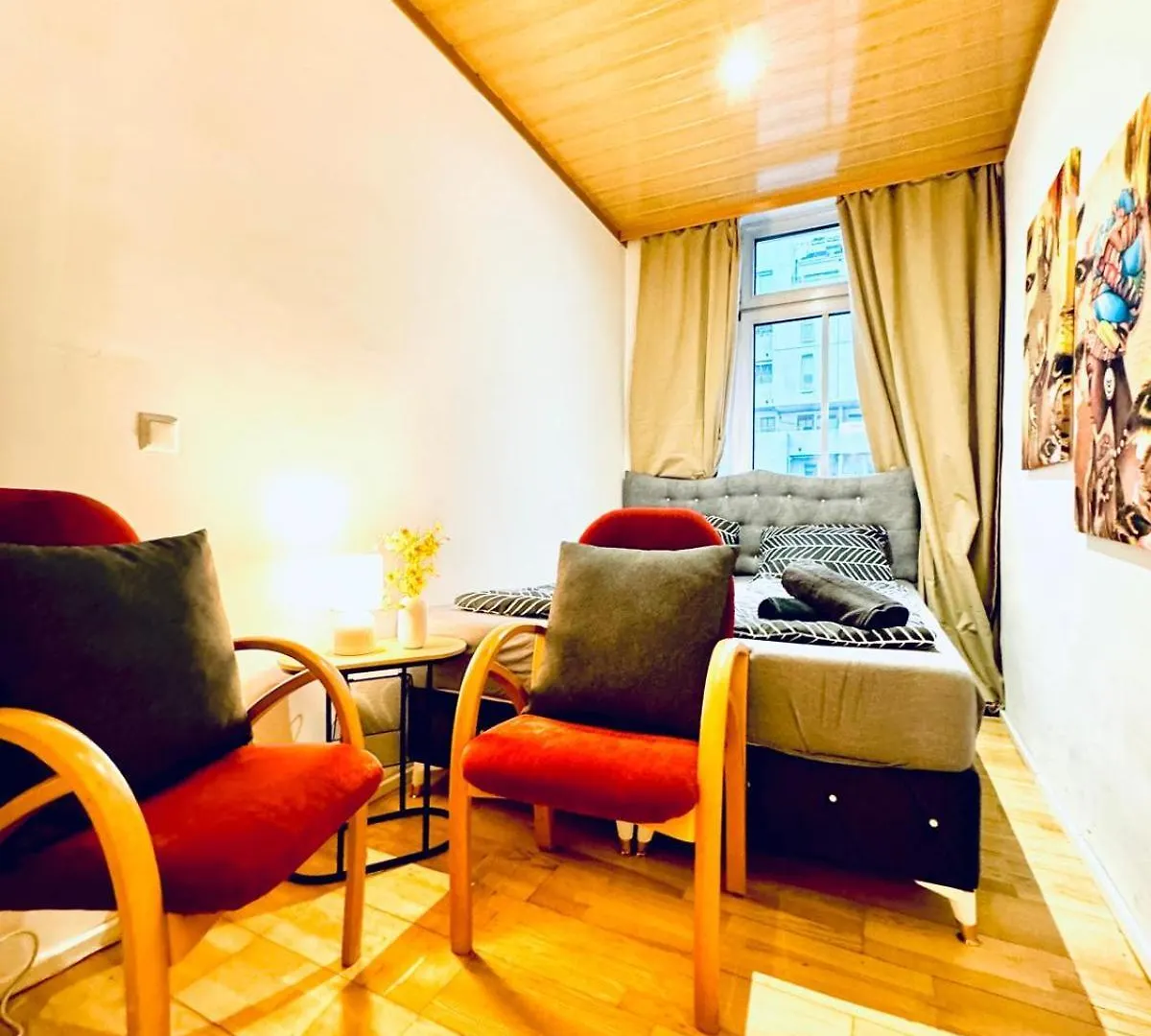 Amazing 4Br Shared Apartment 10 Minute Walk To Fac Platz Viena