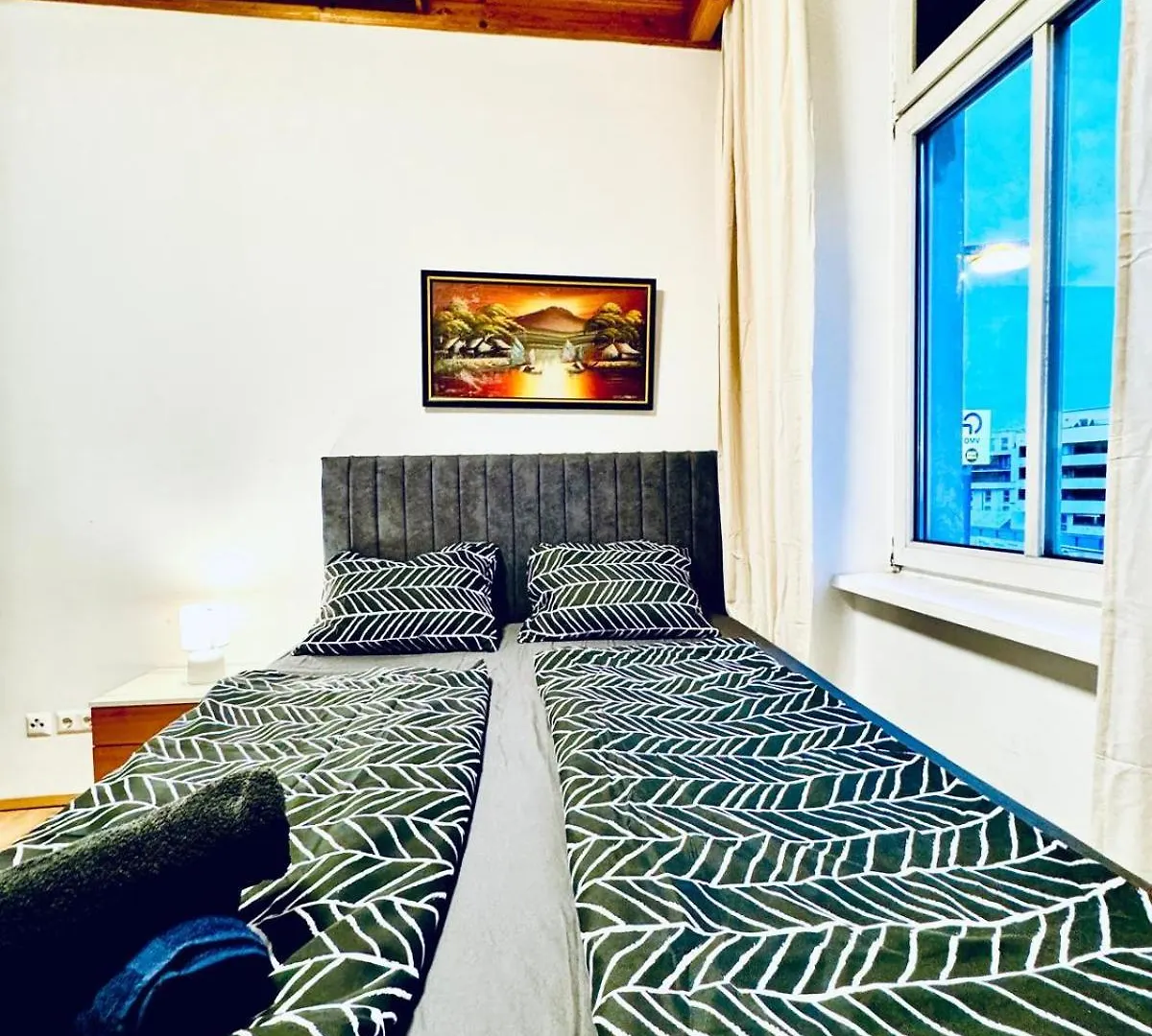 Amazing 4Br Shared Apartment 10 Minute Walk To Fac Platz Viena 0*,  Áustria