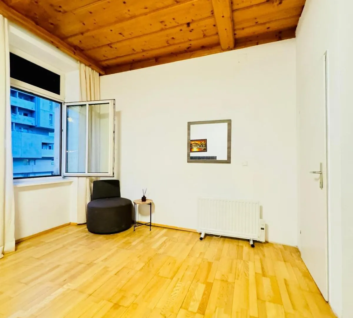 Amazing 4Br Shared Apartment 10 Minute Walk To Fac Platz Viena 0*,