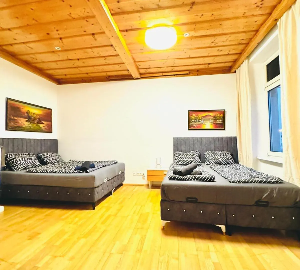 Amazing 4Br Shared Apartment 10 Minute Walk To Fac Platz Vienne